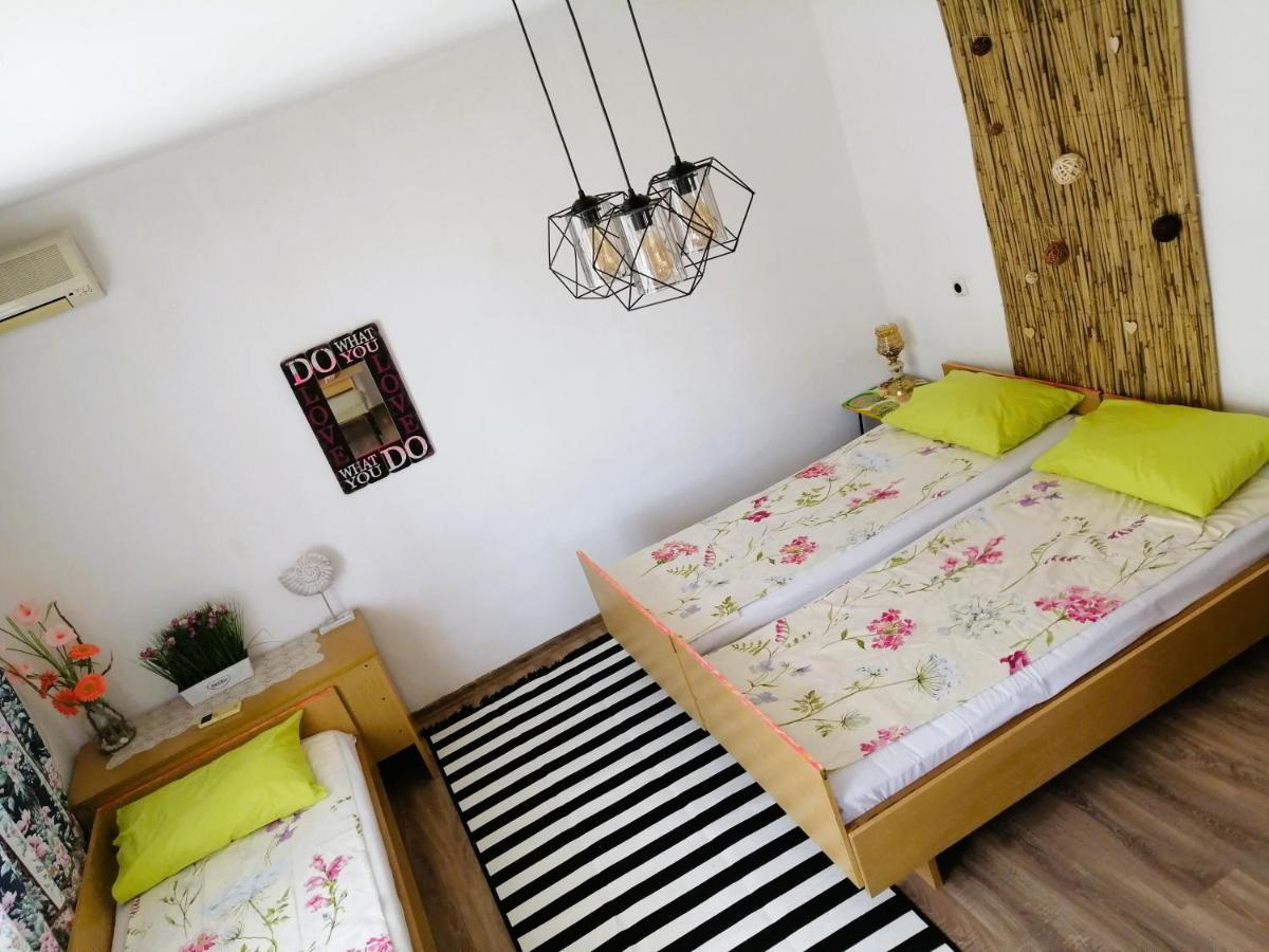 Guest House Hei Taka โซโซโปล ภายนอก รูปภาพ