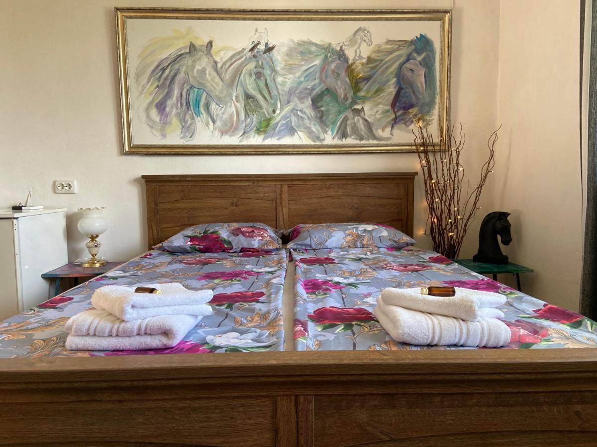 Guest House Hei Taka โซโซโปล ภายนอก รูปภาพ