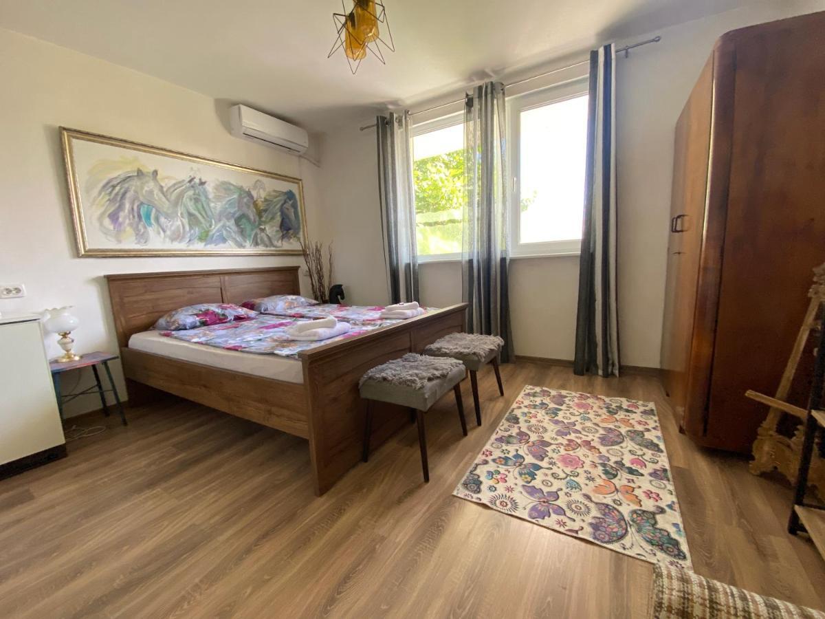 Guest House Hei Taka โซโซโปล ภายนอก รูปภาพ