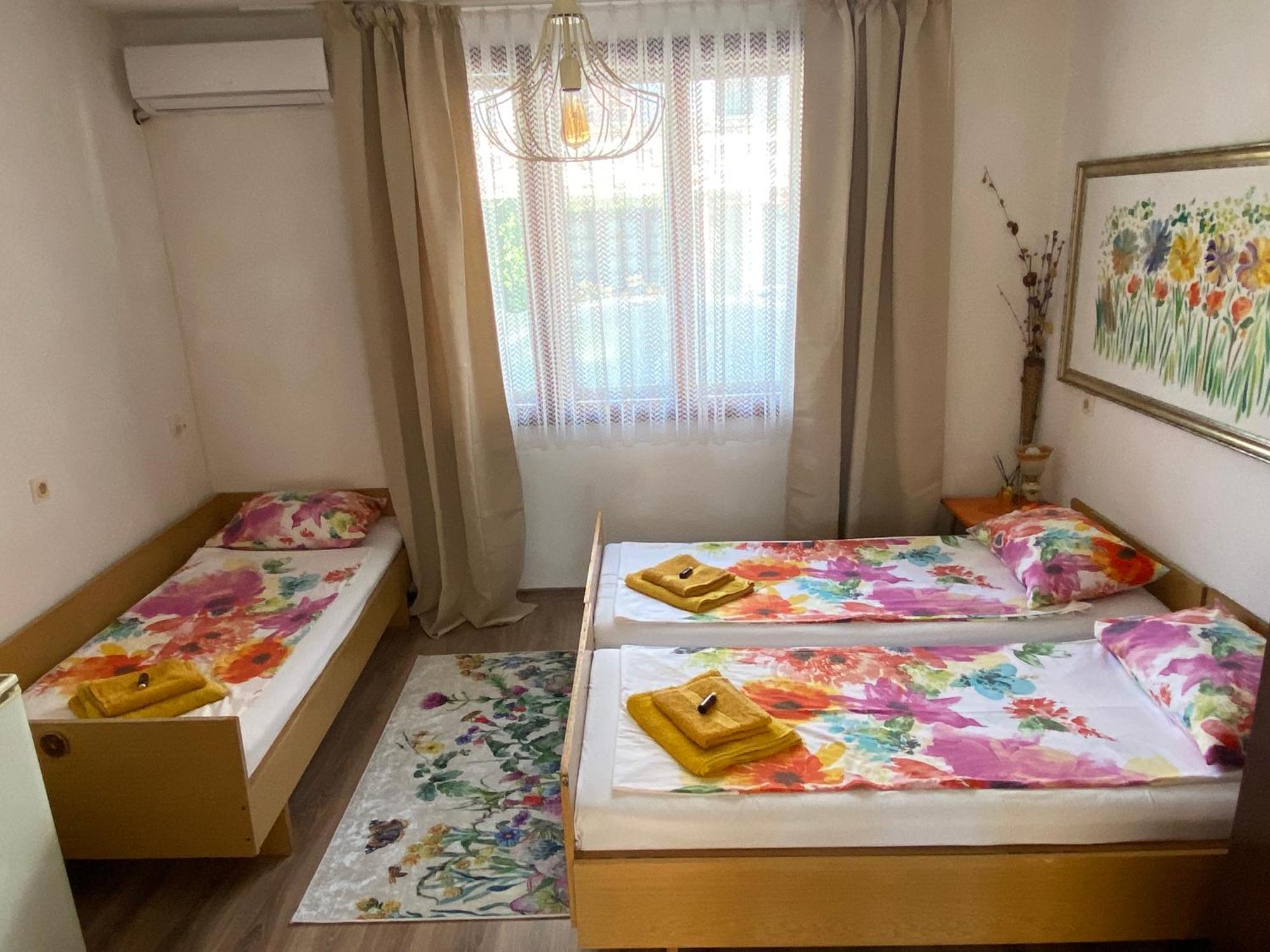 Guest House Hei Taka โซโซโปล ภายนอก รูปภาพ