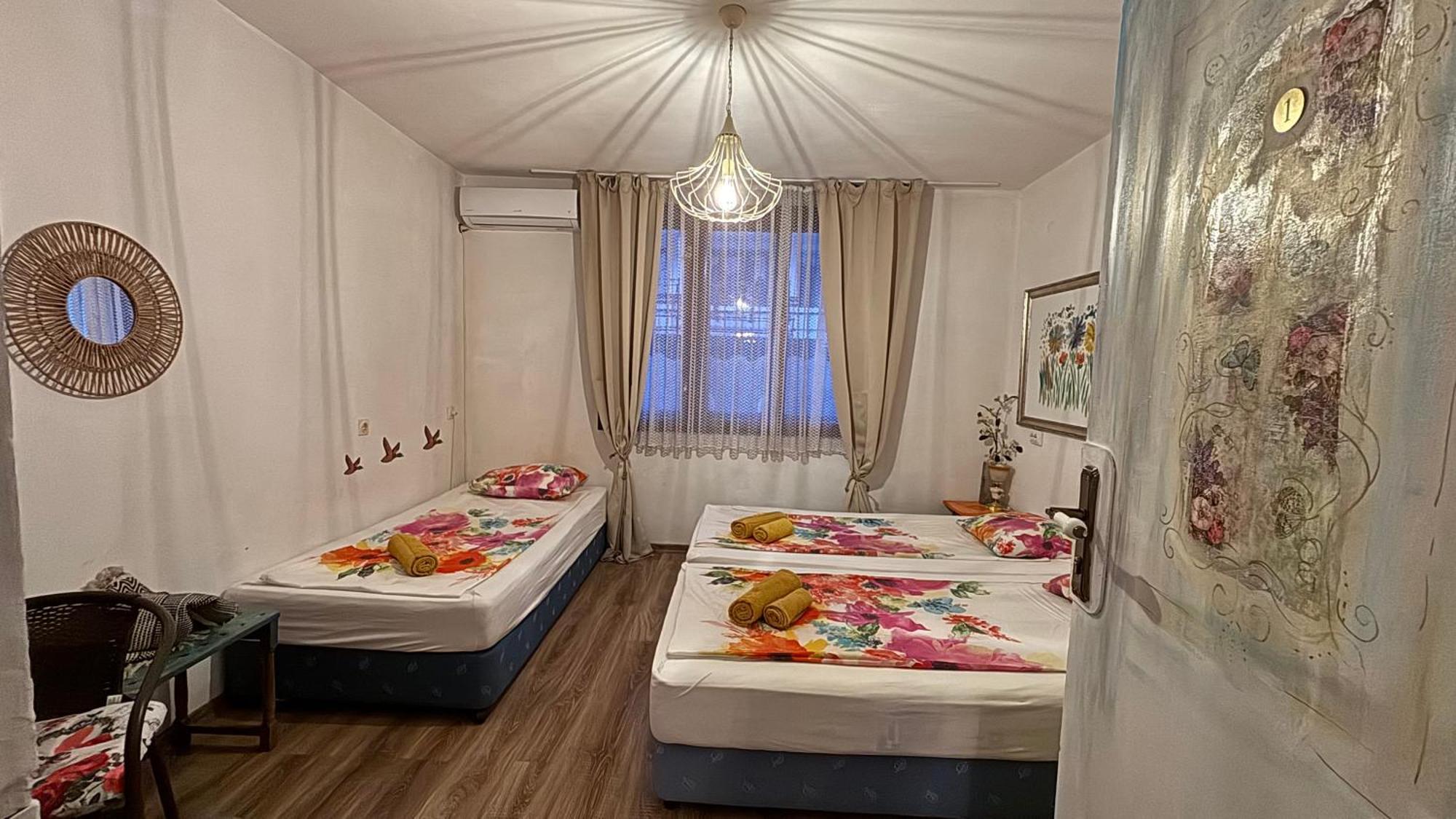 Guest House Hei Taka โซโซโปล ภายนอก รูปภาพ
