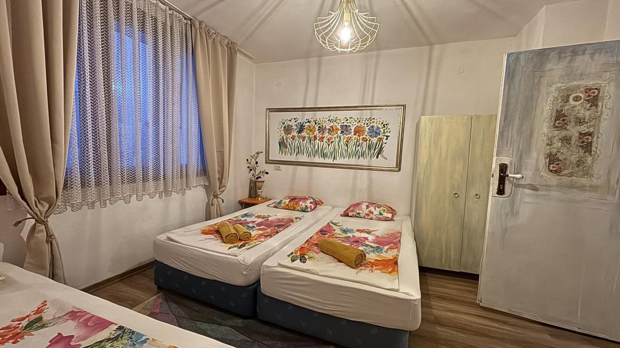 Guest House Hei Taka โซโซโปล ภายนอก รูปภาพ