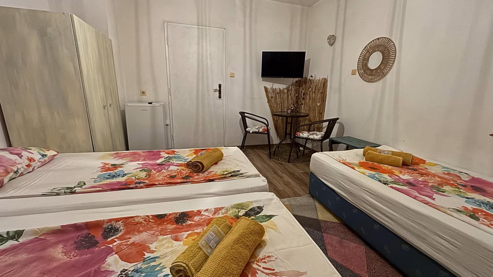 Guest House Hei Taka โซโซโปล ภายนอก รูปภาพ