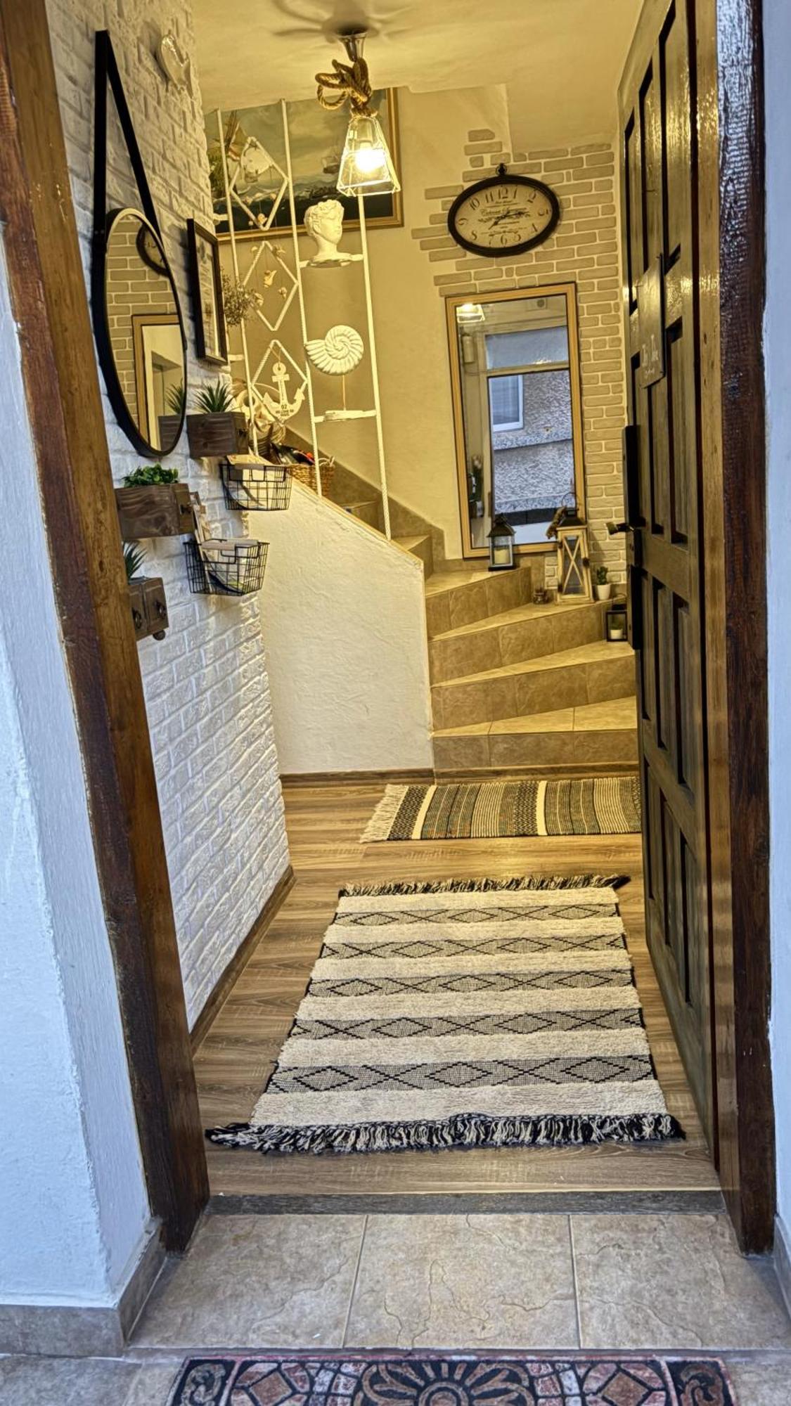 Guest House Hei Taka โซโซโปล ภายนอก รูปภาพ
